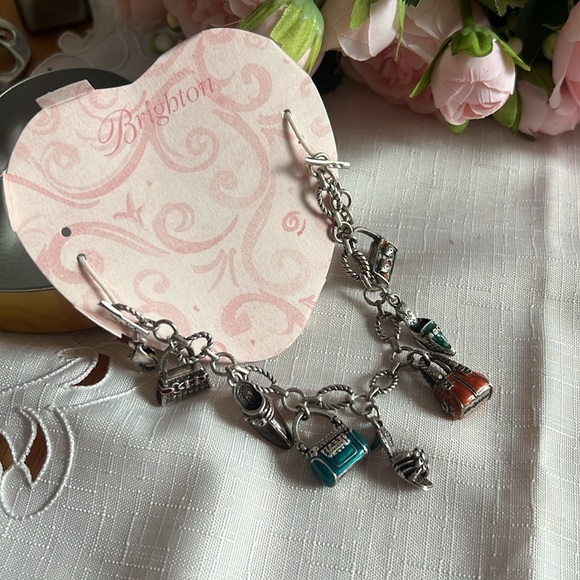 BRIGHTON purse and shoe charms bracelet 7.25” - Picture 1 of 9